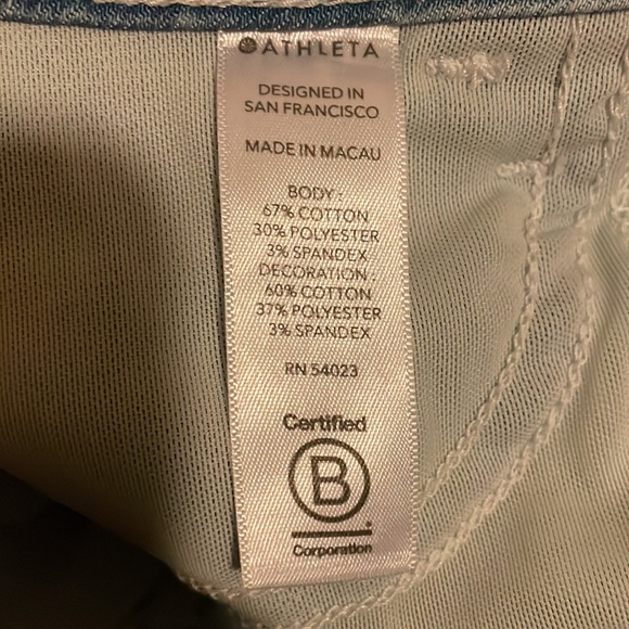 Athleta denim jeans size 8. - Picture 10 of 12